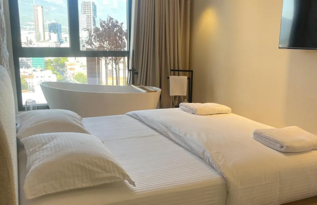 Square Inn Garden Aparthotel-1